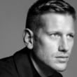 Designer-ul Paul Andrew, între meșteșug și inovație