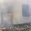 Incendiu în București, la o clădire în care se află anvelope. A fost sesizată Garda de Mediu