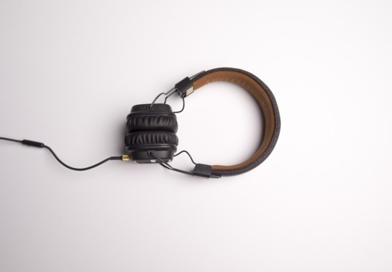 ce inseamna podcast in romana