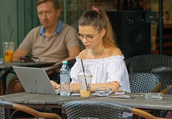 ce inseamna hybrid