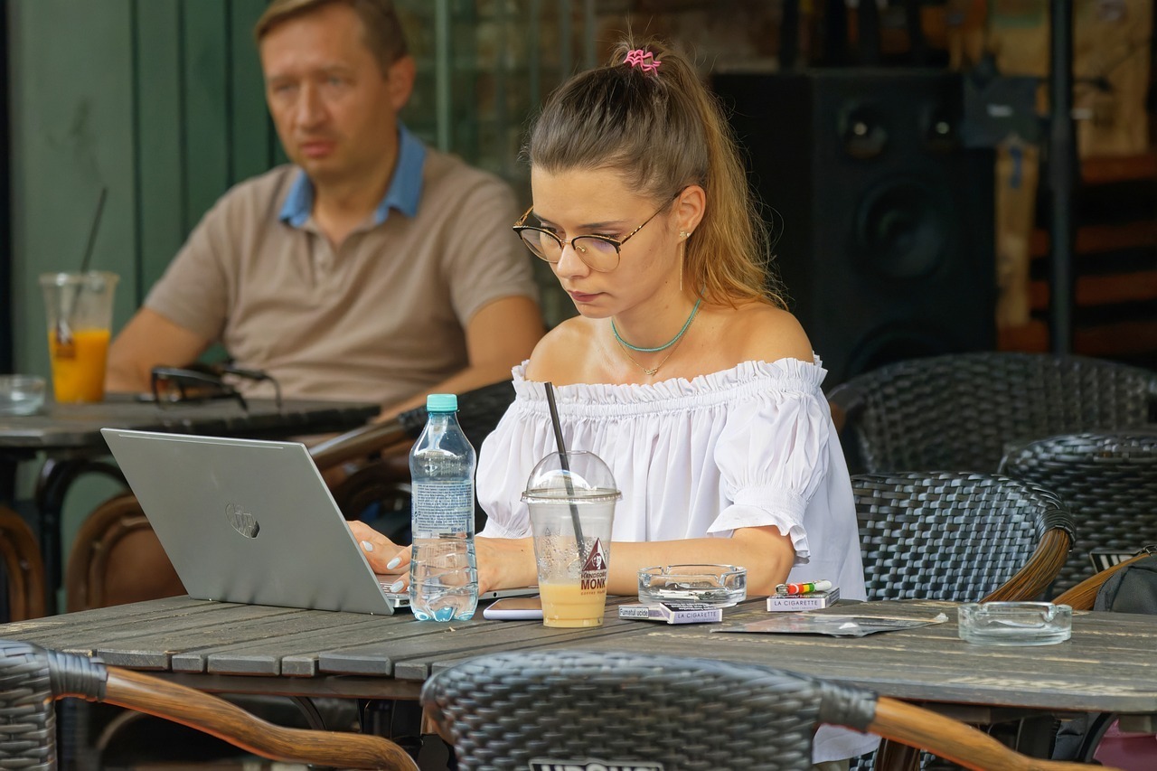 ce inseamna hybrid