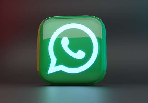 cum instalez whatsapp